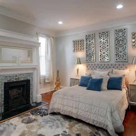Huge 5 Bed, 5 Bath In Historic Downtown Savannah Exterior photo