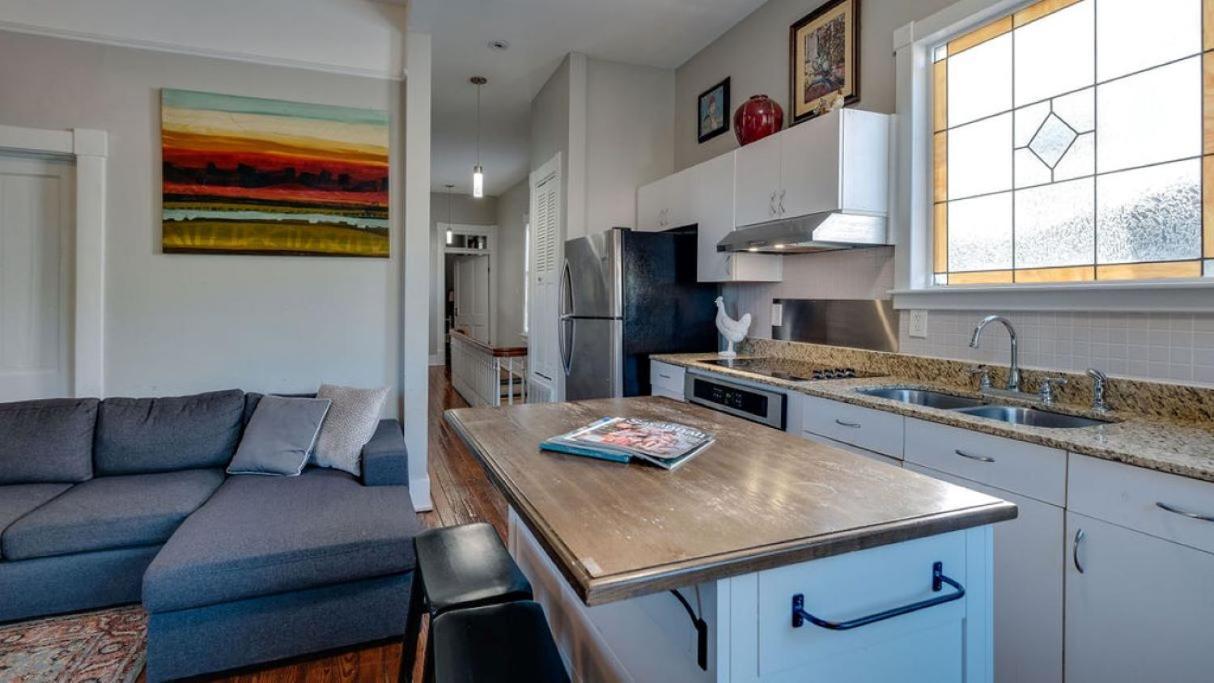 Huge 5 Bed, 5 Bath In Historic Downtown Savannah Exterior photo